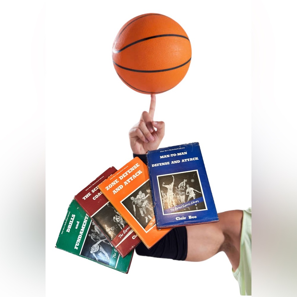 Vintage 1942, Clair Bee's Basketball Library/books, The Barnes Sports Li…